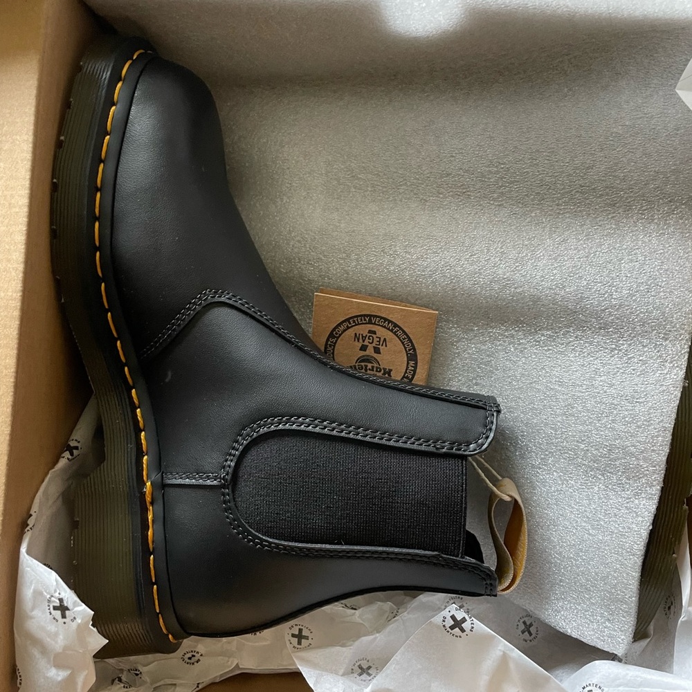 VEGAN 2976 FELIX
CHELSEA BOOTS